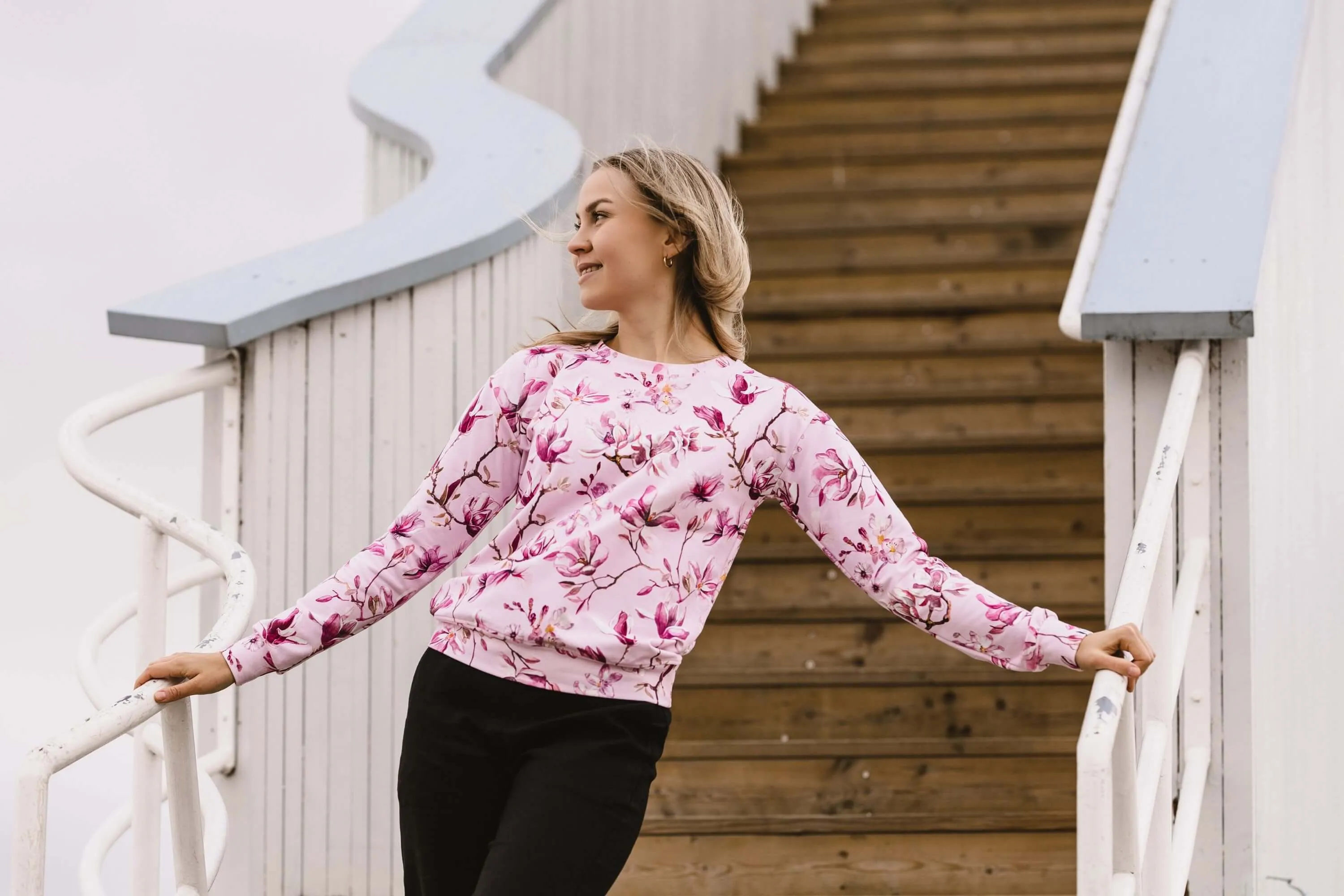 Casual Chic Print Shirt Ballet of Blossoms Pink