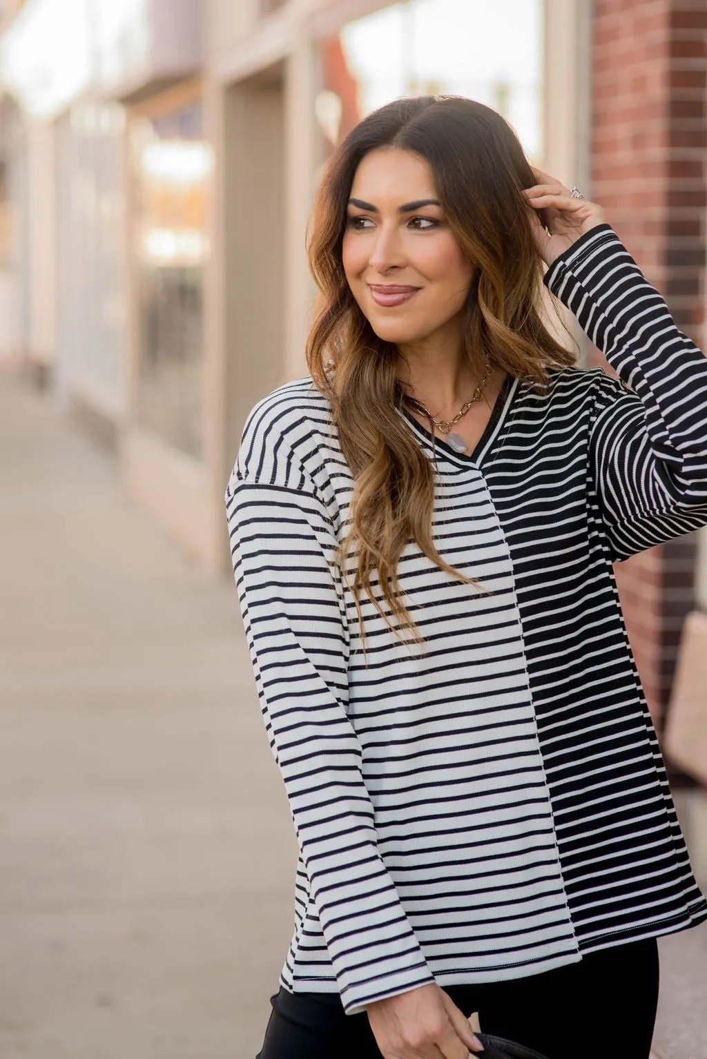 Contrasting Stripes V-Neck Tee