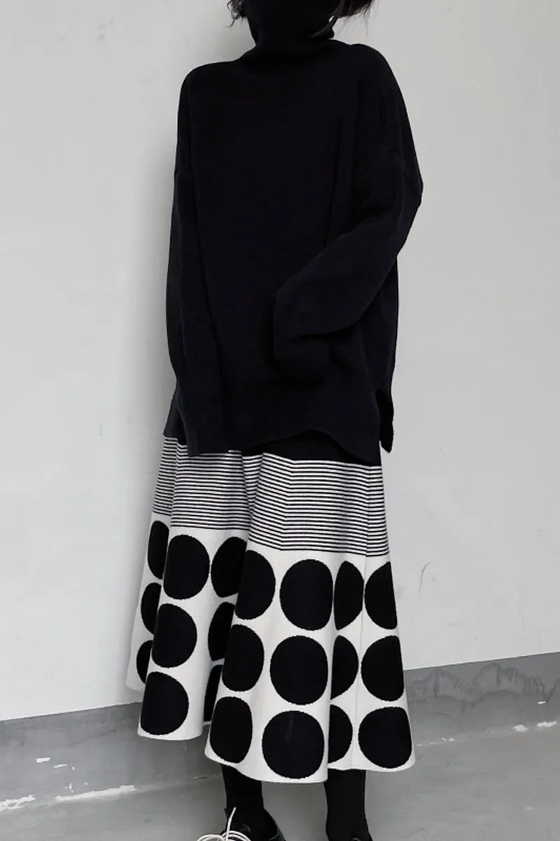 Polka Dot Striped Knit Skirt Dark Style