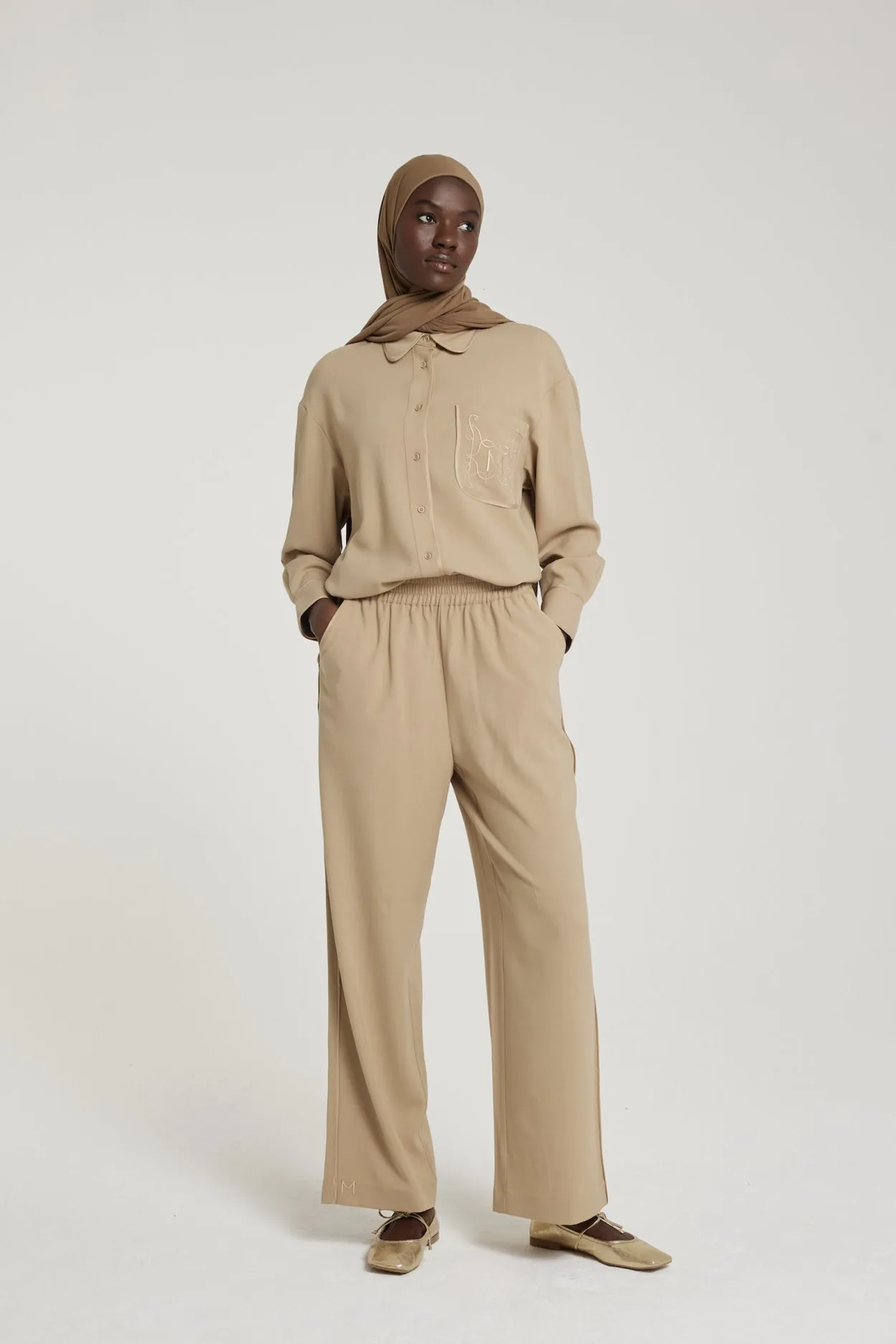 Woven Pants | Almond